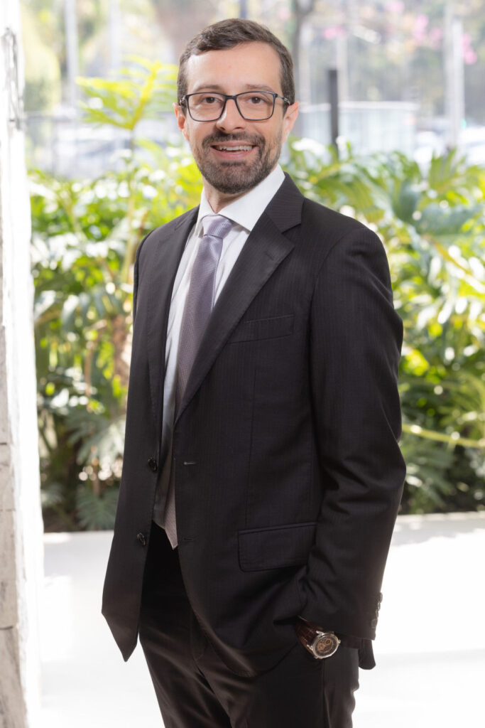 Dr. João Paladino